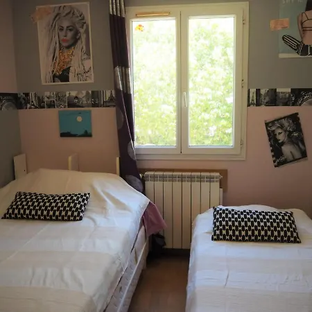 Holiday home Charming With Garden And Private Pool, *