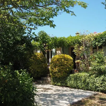 Charming With Garden And Private Pool,