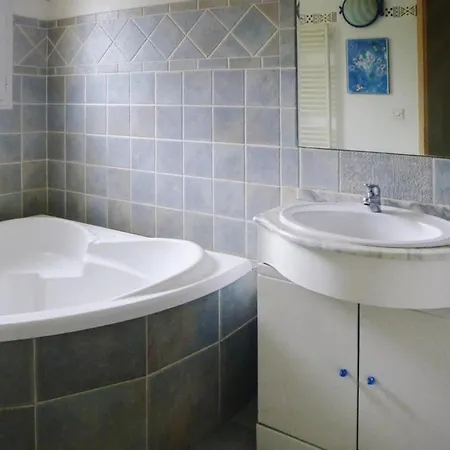 Holiday home Charming With Garden And Private Pool, *