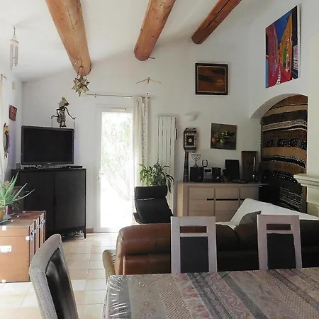 Charming With Garden And Private Pool,